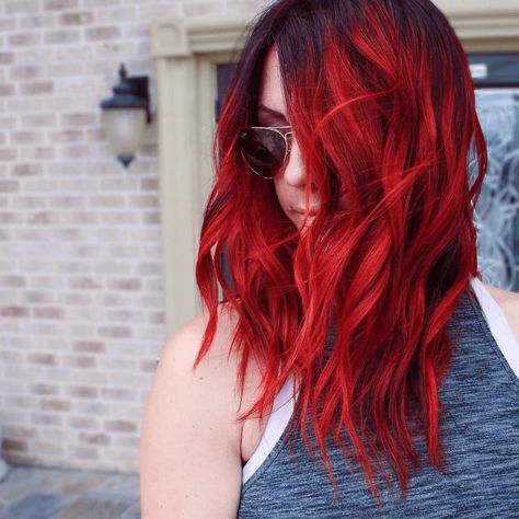 Brown Ombre Hair Color, Red Hair Looks, Red Ombre Hair, Brown Ombre Hair, Red Hair Inspo, Dyed Red Hair, Bright Red Hair, Beautiful Red Hair, Bright Hair