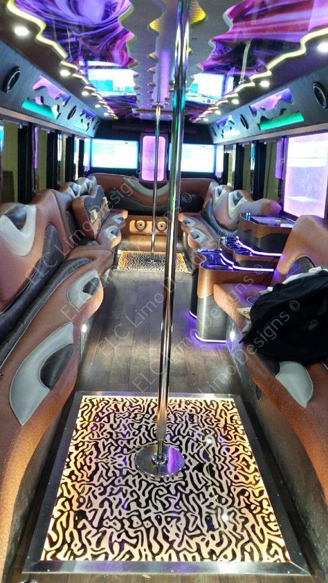 party Bus conversions Dr Car, Limo Party, Bus Ideas, Mountain Bike Art, Bus Conversions, Sick Cars, Bus Interior, Luxury Van, Camping Rv