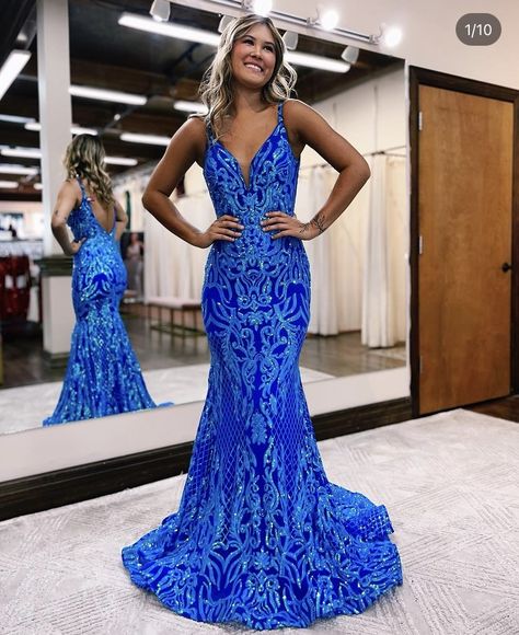 Prom Dress Pattern, Halter Prom Dresses, Prom Dresses Long Mermaid, Royal Blue Prom Dresses, V Neck Prom Dresses, Prom Dress Inspiration, Cute Prom Dresses, Long Prom Dresses, Pretty Prom Dresses