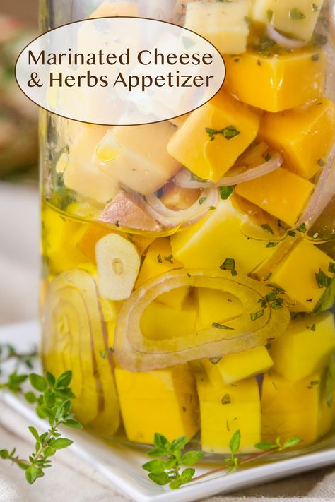 Marinated Cheese and Herbs Appetizer is an easy to make & delicious appetizer Entertaining Snacks, Marinated Cheese, Appetizers Easy Finger Food, Cheese Cubes, Charcuterie Recipes, Recipes Appetizers And Snacks, Cheese Appetizers, Easy Appetizer Recipes, Best Appetizers