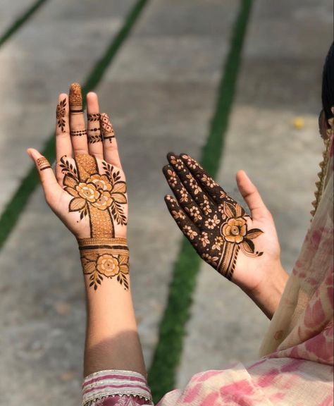 Henna Design Aesthetic, Mehndi Design Aesthetic, Henna Design Eid, Henna Designs Bridal, Mehndi Designs Bridal, Henna Black, Baby Mehndi Design, Henna Mehndi Designs, Party Henna