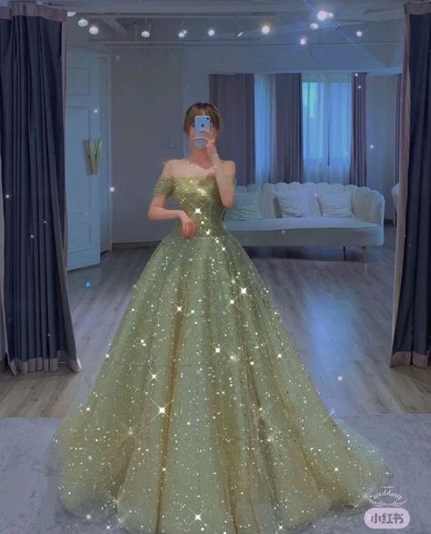 Fairytale Prom Dress, Green Ball Gown, Royalty Dress, Prom Inspiration, Elegant Ball Gowns, Pretty Quinceanera Dresses, Sparkle Wedding Dress, Fancy Gowns, Princess Ball Gowns