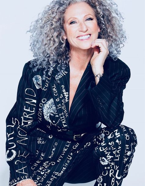 The Revenge of The Curly Girl: Lorraine Massey Shares Her Top Tips for New Curlies | NaturallyCurly.com Blonde Silver Balayage, Red Hair Care, Gray Curly Hair, Curly Grey Hair, Gray Hair Short, Lorraine Massey, Silver Balayage, Styles For Women Over 60, Curly Gray Hair