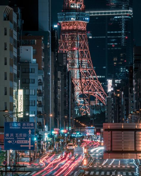 Minato, Tokyo. August 2024. 15769 #cityarchitecture #building_shotz #cityscapeviews #lighttrailsphotography #nightcitylights Minato Tokyo, Tochigi Japan, Tokyo Photography, City Lights At Night, Tokyo Night, Light Trails, Japanese Landscape, City Architecture, Night Aesthetic