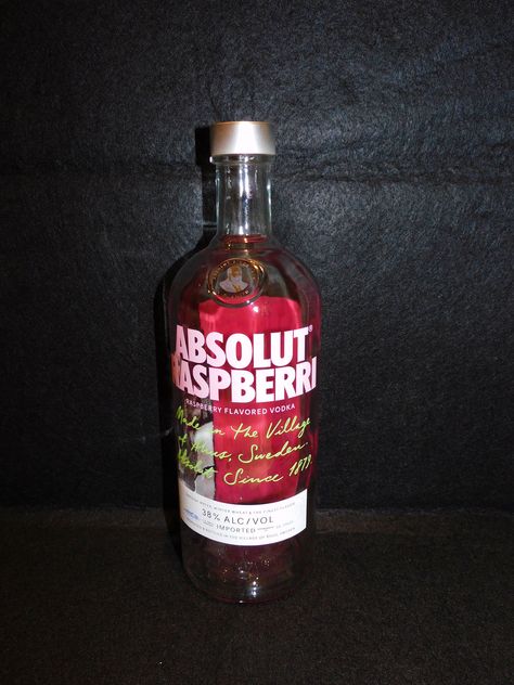 Absolut Raspberri Flavored Vodka Absolut Vodka Raspberry, Raspberry Vodka, Absolut Vodka, Flavored Vodka, Kitchen Food, Energy Drinks, Girly Things, Vodka, Raspberry