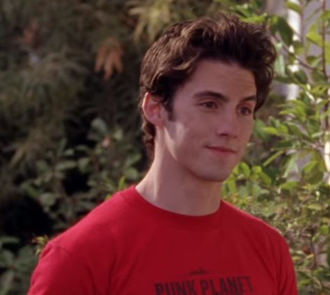 Jesse Mariano, Milo Ventimiglia Gilmore Girls, Gilmore Girls Jess, Gilmore Girls Fashion, Gilmore Guys, Rory And Jess, Bad Boyfriend, Jess Mariano, Milo Ventimiglia