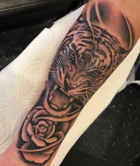 Top 61 Best Tiger Rose Tattoo Ideas - [2020 Inspiration Guide] Tiger And Roses Tattoo, Tiger Rose Tattoo, Roses On Shoulder, Rose Tattoo Placement, Rose Tattoo Ideas, Rose Tattoo Meaning, Watercolor Rose Tattoos, Realistic Rose Tattoo, Rose Tattoos For Women