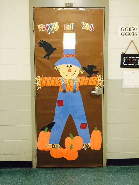 Scarecrow Happy Fall Y'all classroom door cover Classroom Door Cover, Diy Door Decorations, Fall Classroom Door, Easy Halloween Crafts For Kids, Halloween Classroom Door, Halloween Classroom Decorations, Diy Door Decor, Fall Classroom Decorations, Fall Classroom