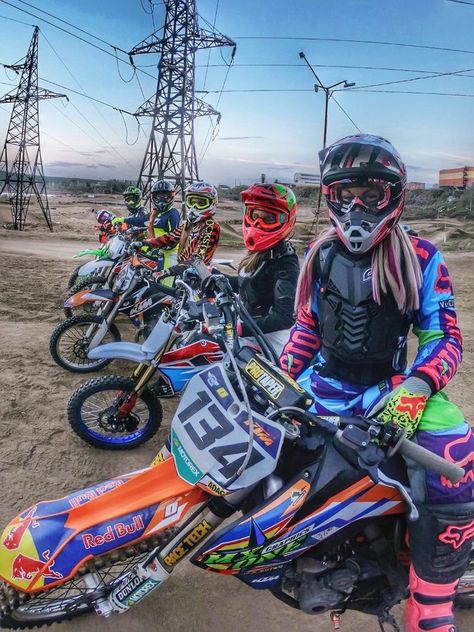 Womens Dirt Bike Gear, Motocross Family, Motocross Couple, Motocross Equipment, Dirt Bike Riding Gear, Motocross Girls, Dirt Motorcycle, Dirt Bike Gear, Motocross Love