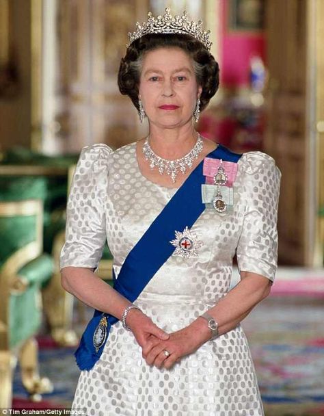 Elisabeth 2, The Queen Of England, Rainha Elizabeth Ii, Reine Elizabeth Ii, Hm The Queen, Reine Elizabeth, Elisabeth Ii, Reina Isabel Ii, Queen Pictures