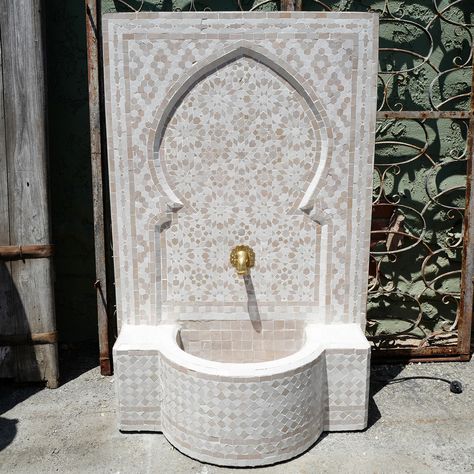 Moroccan Fountain, Mosaic Tile Wall, Colored Sinks, Moroccan Interior Design, Fes Morocco, Patterns Simple, Moroccan Wall, Outdoor Fountain, Moroccan Mosaic