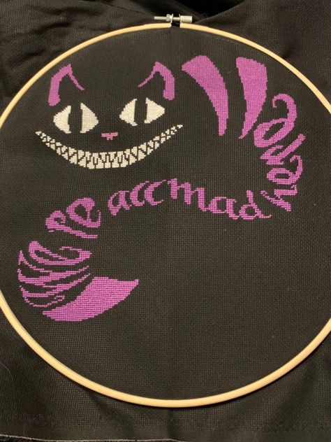 Cheshire Cat Embroidery, Cheshire Cat Cross Stitch, Cross Stitch Tutorial, Easy Cross Stitch Patterns, Crochet Disney, Easy Cross, Stitch Tutorial, Disney Shoes, Cat Cross Stitch