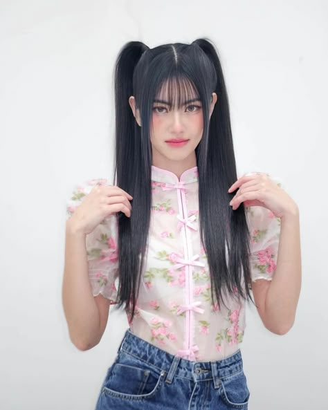 Korean Hair Ideas, Hairstyle Girl, Korean Hairstyles, Mai Davika, New Year Hairstyle, Davika Hoorne, Kpop Hair, Girl Trends, Beauty Games