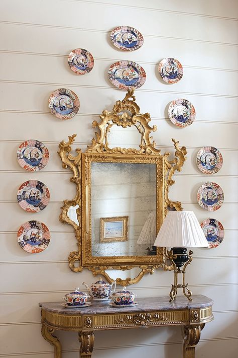 Wall Decor Plates, Decorating With Plates, Plates On The Wall, Table Vignettes, Eaton Square, Drawing Rooms, Glam Pad, Imari Porcelain, Mirrored Console Table