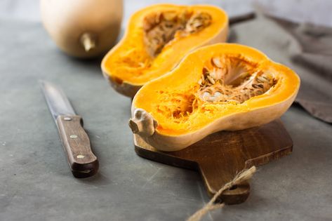 How to Cook and Roast Butternut Squash, Plus 5 Versatile Butternut Squash Recipes - 2020 - MasterClass Brown Sugar Pumpkin Seeds, Microwave Squash, Cut Butternut Squash, Squash Puree, Pork Soup, Butternut Squash Recipes, Yellow Squash, Roasted Butternut, Roasted Butternut Squash