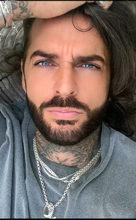 Pete Wicks, Winter Outfits Men, Hot Actors, Outfits Men, Wicks, Male Models, Winter Outfits, Actors, Models