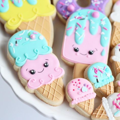 🍦 Ice Cream Party 🍦 at the @parkercountypeachfestival! These little guys will be available to purchase tomorrow! @the_junktion 125 N Elm… Cupcakes Ice Cream Theme, Ice Cream Shaped Cookies, Ice Cream Party Cookies, Ice Cream Theme Cookies, Ice Cream Birthday Party Theme, Ice Cream Party Theme, Ice Cream Party Decorations, Balloon Birthday Party, Ice Cream Birthday Party