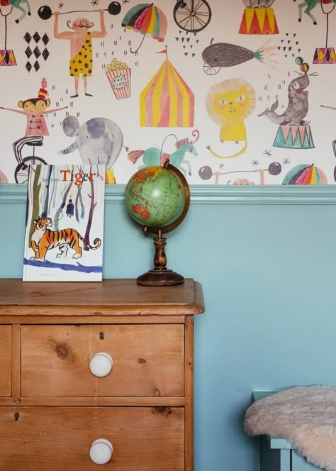 Victorian Kids Room, Maximalist Nursery, Bedroom Victorian House, Twins Bedroom, Vibrant Color Schemes, Eclectic Nursery, Floor To Ceiling Bookshelves, Tranquil Home, Reclaimed Wood Floors