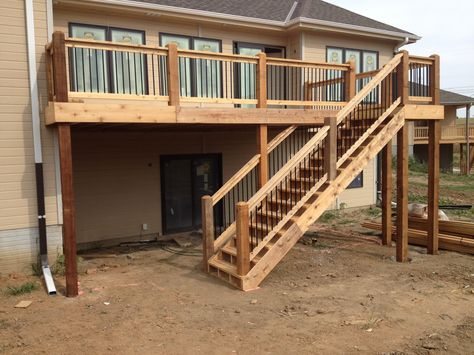 High Deck Stairs With Landing, 2nd Story Deck Ideas Staircase, Outdoor Deck Stairs, Deck Stairs Landing, Hillside Deck, Deck Addition, Staircase Outdoor, Cedar Deck, Building Stairs