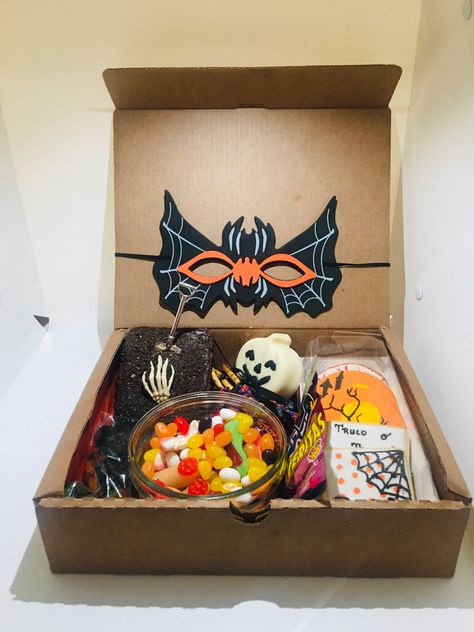 Dulces Halloween, Box Packaging, Toy Chest, Storage Chest, Halloween, Toys