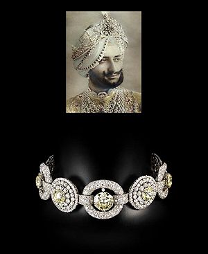 DIAMOND NECKLACE~ Maharajah of Patiala,  Yadavindra Singh Maharaja Jewellery, Royal Crowns, Historical Jewellery, Diamond Jewelry Necklace, Diamond Jewel, Royal Jewels, Royal Jewelry, Crown Jewels, Fabulous Jewelry