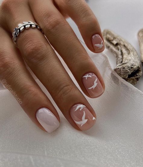 Fall Wedding Nails, Prom Nail Designs, White Nail Designs, Crystal Nails, Prom Nails, Floral Nails, Chic Nails, Short Acrylic Nails, Square Nails