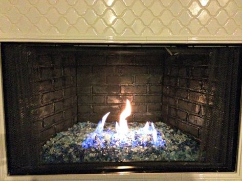 Fireplace Glass Rocks, Make A Fireplace, Spa Relaxation Room, Fire Glass Fireplace, Fireplace Glass, Diy Fireplace Makeover, Brick Fireplace Makeover, Rock Fireplaces, Glass Rocks