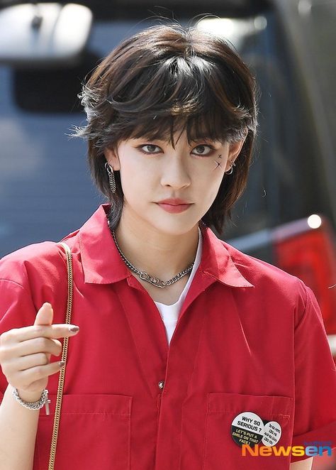 Miyauchi Haruka, Gwsn Miya, Miya Gwsn, Blonde Baby, Queen Card, Park Rangers, Thirst Trap, Portrait Images, Hair Inspo Color