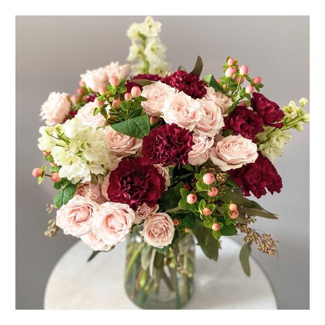 Valentine’s Day Flowers Arrangement, Small Valentines Floral Arrangements, Valentines Flowers Arrangements, Valentine’s Day Flower Arrangements, Mothers Day Flowers Ideas, Valentines Flower Arrangements Ideas, Valentine’s Day Floral Arrangements, Red And Pink Flower Arrangements, Valentine’s Day Bouquet