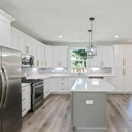 White Shaker Elite L Shaped Kitchen With Island Layout, L Shaped Kitchen With Island, Kitchen With Island Layout, Kitchen Layout Ideas With Island, L Shape Kitchen Layout, Kitchen Layout Ideas, Kitchen Layouts With Island, Lily Ann Cabinets, White Shaker Kitchen Cabinets