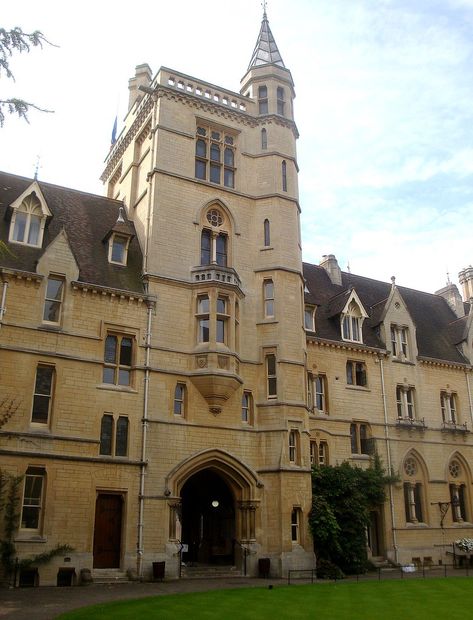 Balliol College Oxford, Oxford College, Oxford University, How To Stop Procrastinating, Dream School, Law School, Private School, Future Life, Abu Dhabi