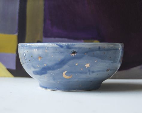 Is this a dream?  Starry Night ceramic bowls.  Luxurious tableware made in Buenos Aires, Argentina.  Worldwide Shipping. Deco Decor, Star Cloud, Sky Design, Painting Inspo, Decor Buy, Amazon Kitchen, Pottery Designs, Amazon Best Sellers, Best Kitchen