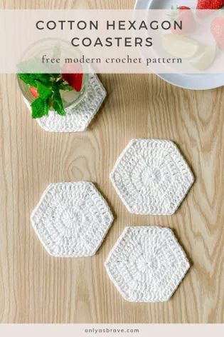 Cotton Hexagon Crochet Coasters - Only As Brave Modern Haken, Hexagon Crochet, Crochet Placemat Patterns, Crochet Coasters Free Pattern, Coaster Pattern, Wool Work, Crochet Placemats, Modern Crochet Patterns, Crochet Coaster Pattern