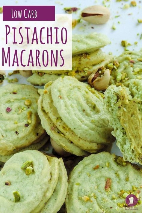 25 Low Carb Keto Christmas Cookies - The Thrifty Kiwi Keto Pistachio, Keto Christmas Cookies, Keto Cookie Recipes, Keto Friendly Desserts, Low Carb Cookies, Low Carb Diets, Low Carb Sweets, Macaron Recipe, Keto Fat