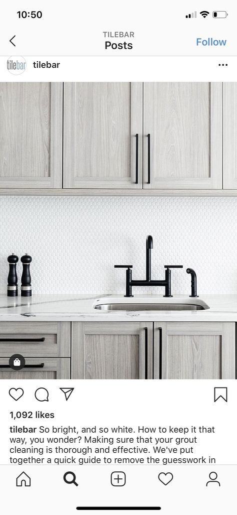 White Penny Backsplash Kitchen, White Penny Tile Backsplash Kitchen, Penny Round Tile Kitchen Backsplash, Penny Tile Backsplash Laundry Room, Penny Tile Backsplash Kitchen, White Penny Tile Backsplash, Penny Tile Kitchen Backsplash, Kitchenette Backsplash, Penny Tile Kitchen