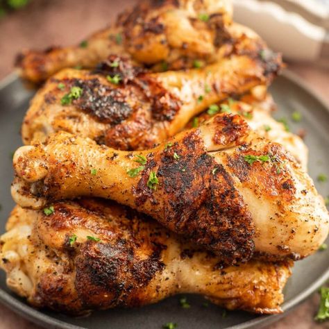 Chicken Recipes Blackstone, Blackstone Shrimp, Blackstone Recipe, Blackstone Chicken, Grilled Chicken Drumsticks, Bbq Chicken Drumsticks, 90 Second Keto Bread, Blackstone Recipes, Ranch Chicken Recipes