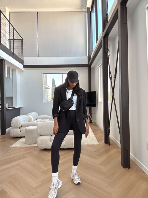 Leggings Outfit With Blazer, Leggings Dressed Up, Black Blazer With Leggings, Nike Al8 Sneaker Outfit, Leggings Blazer Outfit, Blazer Leggings Outfit, Leggings And Blazer Outfit, Legging Styling, How To Style Black Leggings