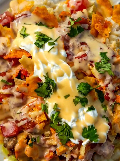 Taco Haystacks Recipe, Hay Stacks Recipe Dinners, Hawaiian Haystack Recipe Crockpot, Amish Haystacks Recipe, Amish Haystacks Recipe Dinners, Amish Haystack Dinner, Easy Amish Recipes, Haystacks Recipe Dinners, Amish Dinner Recipes