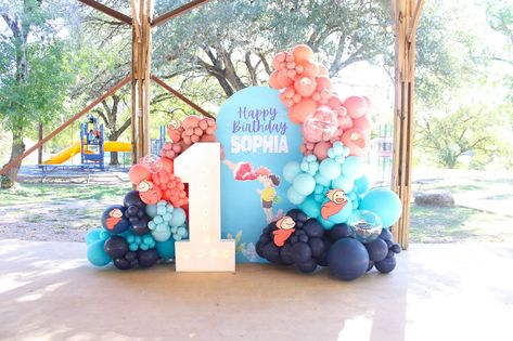 PONYO! 🐠🫧 we brought a touch of magic under the sea with this whimsical inspired display! 🐠✨ Studio Ghibli’s enchanting world never fails to inspire, and I had so much fun capturing the playful spirit of this beloved film with vibrant, bubbly colors and oceanic vibes. 🌊🎈 Who else loves this little goldfish princess? 💕 #Ponyo #StudioGhibliMagic #BalloonArt #WhimsicalDecor #UnderTheSea #SanAntonioEvents #MagicalMoments . . . . #sanantonio #balloonartist #sanantonioballoonartist #eventplanner... Birthday Idea, Whimsical Decor, Balloon Art, 1st Bday, Goldfish, Bday Party, 3rd Birthday, Studio Ghibli, Under The Sea