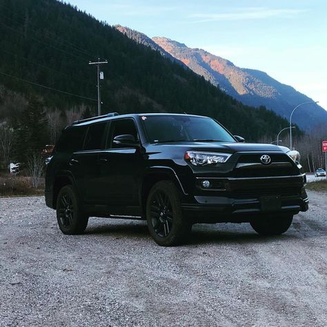 4runner on Instagram: “Fun with a RUNN #4runner #toyota4runner #4runner4life #toyota #canada #britishcolumbia #4runnerlimited #toyotas #drzoffroad #chemicalguys…” Blacked Out 4runner, Four Runner Toyota, 4runner Aesthetic, 4runner Black, 4 Runner Toyota, 4runner Off Road, Toyota 4 Runner, 4runner Limited, Drawings Tutorials