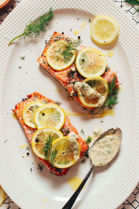 Garlic Dill Sauce, Gf Dinner, Lemon Salmon, Easy Salmon Recipes, Salmon Seasoning, Dill Sauce, Minimalist Baker, Supper Ideas, Summer Meals