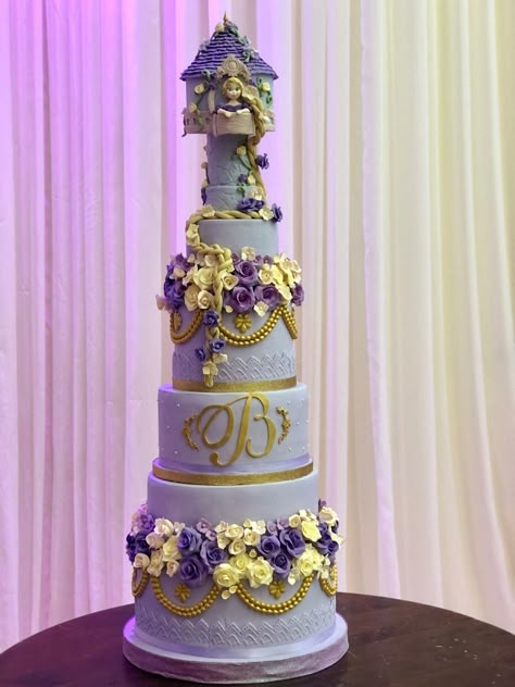 Repunzal Tangled Quince, Rapunzel Quinceanera Theme Cake, Tangled Quinceanera Theme Cake, Repunzel Quince Theme Cake, Tangled Sweet 16 Cake, Rapunzel 15 Theme Cake, Tangled Theme Quinceanera Centerpieces, Rapanzul Quince Theme, Rapunzel Quinceanera Cake