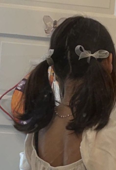 Pigtails With Bows Aesthetic, Pink Tails Hairstyle, Short Ribbon Hairstyles, Wavy Hair Pigtails, Braid Pigtails Half Up Half Down, Short Hairstyles With Bows, Low Pigtails Aesthetic, Cute Hairstyles Pigtails, Short Pigtail Hairstyles