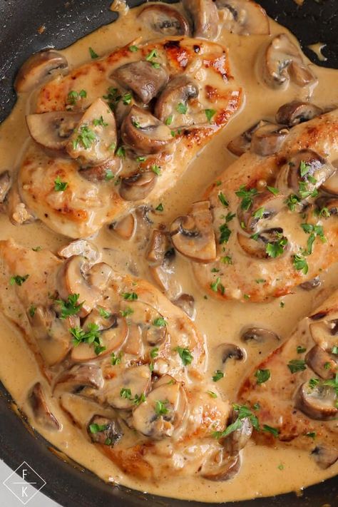 Keto Chicken Marsala – Easy & Gluten-Free Keto Chicken Marsala, Chicken Marsala Easy, 200 Calorie, Marsala Chicken Recipes, Chicken Marsala, Keto Recipes Dinner, Skillet Chicken, Cooking Wine, Diet Help