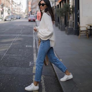 Hannah Cocobeautea, Basket Veja, Trainers Outfit, Sneaker Outfits Women, Jeans Outfit Women, London Outfit, Veja Sneakers, Causual Outfits, Mode Inspo