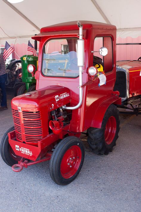 Wheel Horse Tractor, Industrial Vehicles, Garden Tractor Pulling, International Harvester Tractors, Big Tractors, Small Tractors, Logging Equipment, International Tractors, Case Tractors