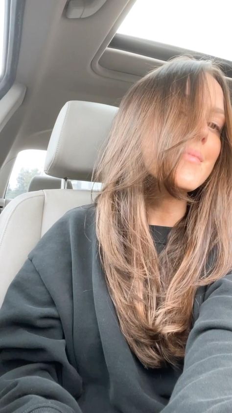 That fresh cut feeling. @kynoelle Goddess Beauty, Face Framing Hair, Fine Straight Hair, Brown Hair Inspo, Straight Hair Cuts, Hairstyles For Layered Hair, Long Layered Haircuts, Blonde Hair Looks, Hair Stylies