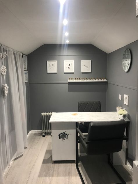 Shed Nail Studio, Nail Salon Shed Ideas, Shed Nail Salon, Black Nail Room Ideas Home, Nail Salon Shed, She Shed Nail Salon, Nail Studio Decor Small Spaces, Nail Shed Ideas, Nail Shed