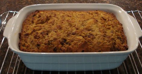 Demerara Sugar, Crumb Recipe, Leftover Cake, Fruitcake Recipes, Crumb Cake, Left Over, Banana Cake, Time Photo, Baking Dish