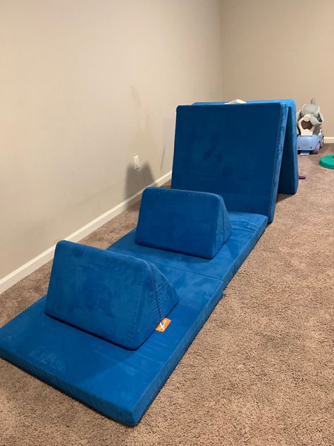 Nugget Couch In Classroom, Nugget Play Ideas, Nugget Couch Activities, Playroom Ideas With Nugget Couch, One Nugget Couch Builds, Single Nugget Builds For Climbing, 3 Nugget Obstacle Course, Nugget Climbing Ideas, Nugget Couch Ideas One